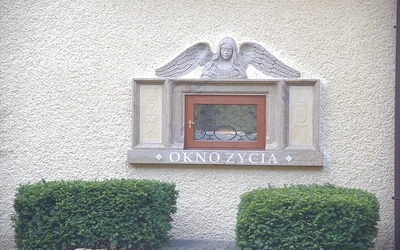 Dziewczynka w matemblewskim oknie życia
