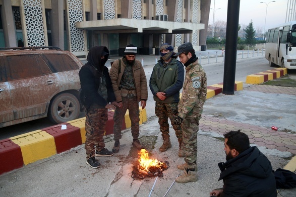 Rebelianci na lotnisku w Aleppo