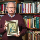 „Każdy dzień rozpoczynam i kończę przed nim”. Historie obrazów, które towarzyszą rodzinom z pokolenia na pokolenie