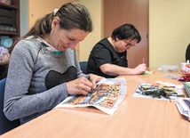 Przepis na dobro. W warsztatach terapii zajęciowej powstają małe dzieła sztuki