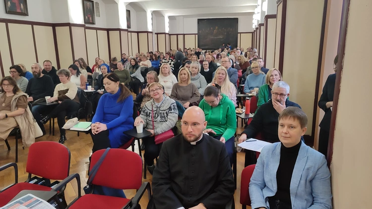 Najpierw być świadkiem wiary, potem nauczycielem