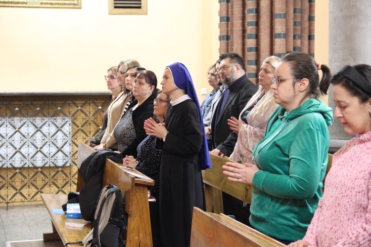 Najpierw być świadkiem wiary, potem nauczycielem