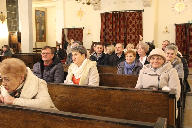 Strumienie Wody Żywej i odnowienie przyrzeczeń chrzcielnych