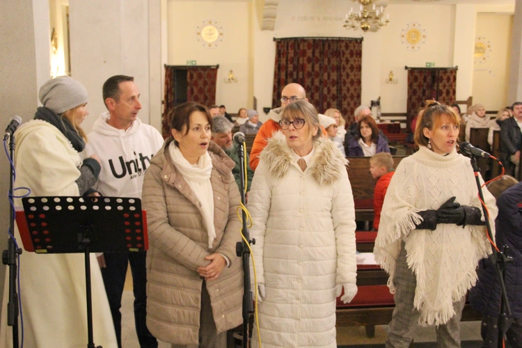 Strumienie Wody Żywej i odnowienie przyrzeczeń chrzcielnych