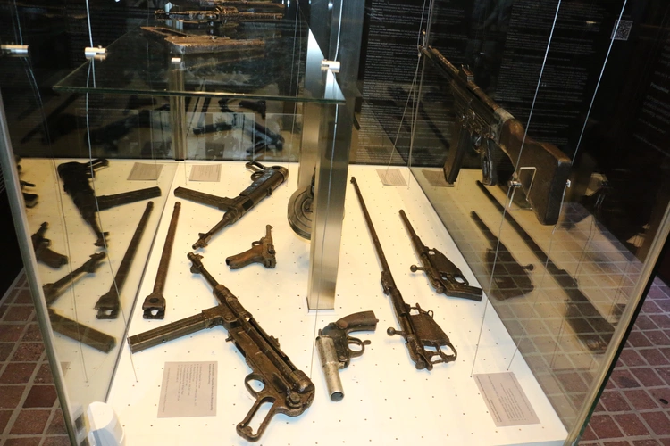 Wystawa w Muzeum AK o rzeczpospolitych partyzanckich