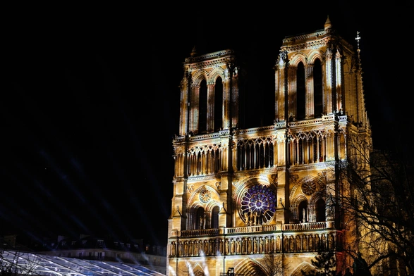 Otwarcie Notre Dame: dwa dni uroczystości publicznych i religijnych