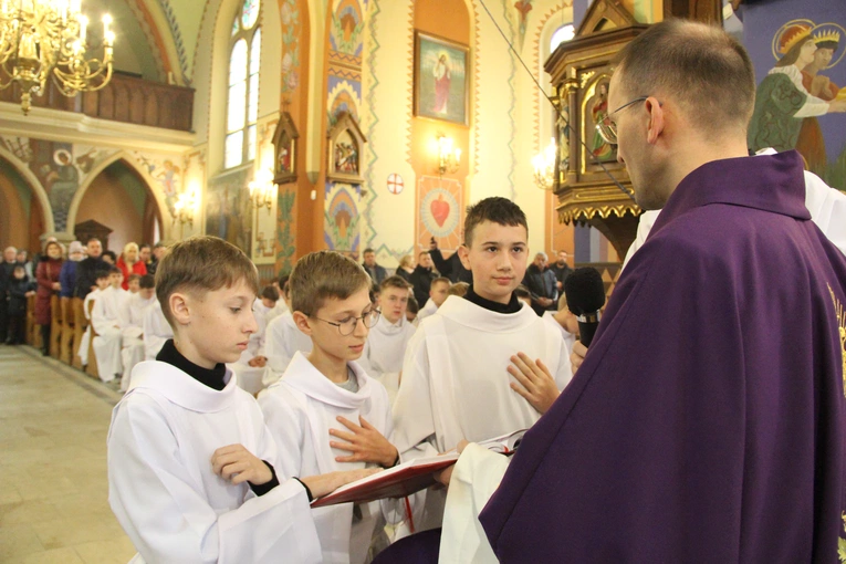 Błogosławieństwo nowych lektorów w Biegonicach