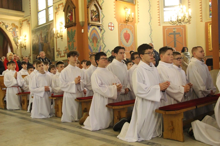 Błogosławieństwo nowych lektorów w Biegonicach