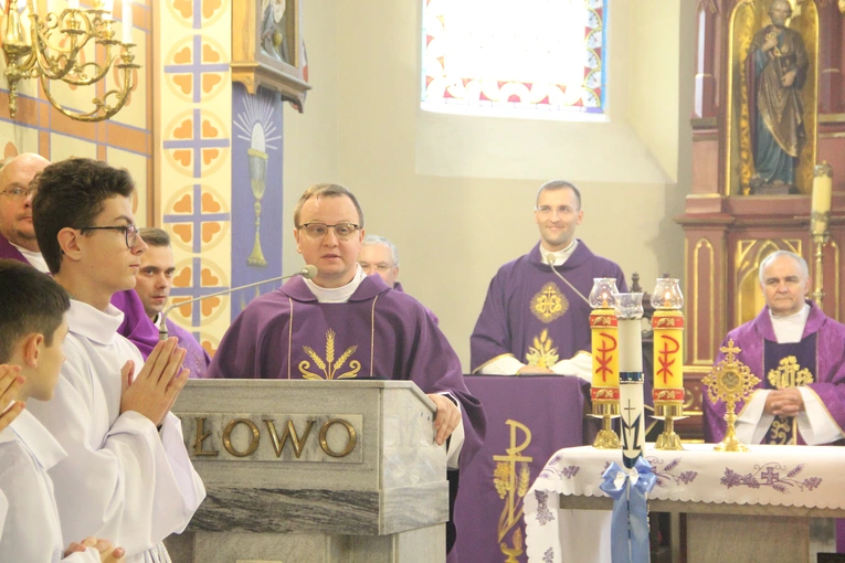 Błogosławieństwo nowych lektorów w Biegonicach