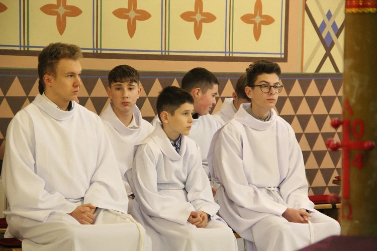 Błogosławieństwo nowych lektorów w Biegonicach