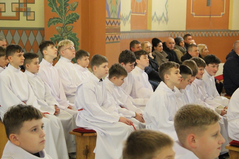 Błogosławieństwo nowych lektorów w Biegonicach