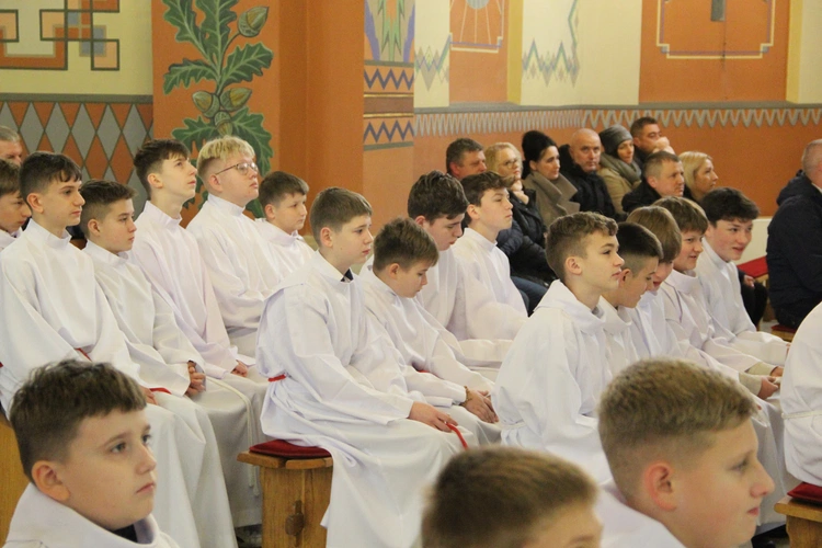 Błogosławieństwo nowych lektorów w Biegonicach
