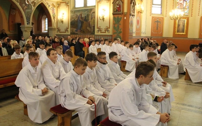 Błogosławieństwo nowych lektorów w Biegonicach