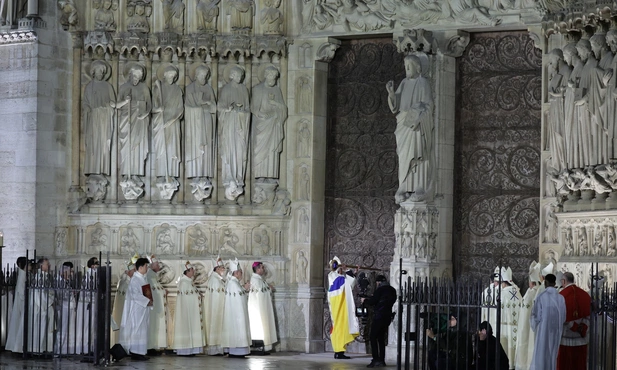 Uroczystość otwarcia katedry Notre Dame