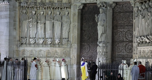Uroczystość otwarcia katedry Notre Dame