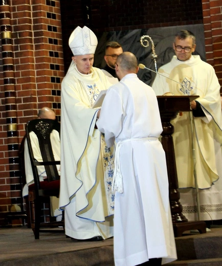 Nowi szafarze Komunii św.