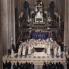Pierwsza po pożarze Eucharystia w Notre Dame