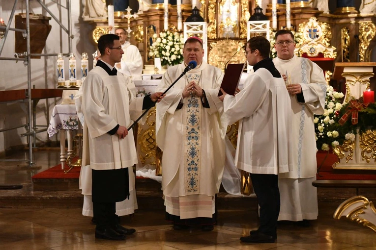 Obłóczyny i kandydatura w Rokitnie