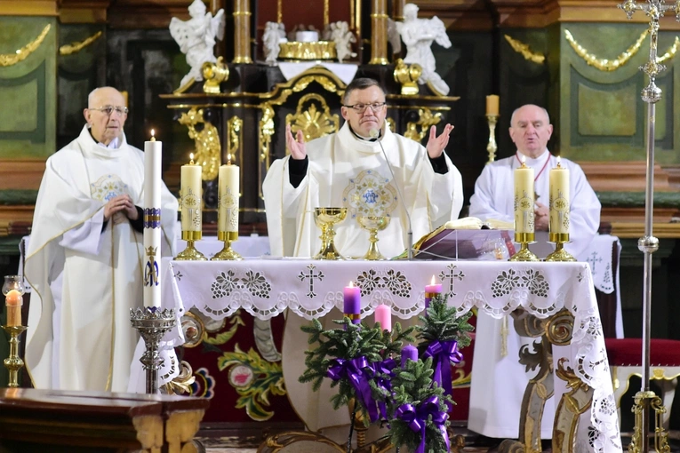 Reszel. 50-lecie posługi organisty Piotra Strzyżewskiego