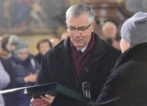 Reszel. 50-lecie posługi organisty Piotra Strzyżewskiego