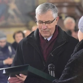 Reszel. 50-lecie posługi organisty Piotra Strzyżewskiego