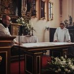 Poświęcenie ołtarza w kościele rektorskim pw. Świętej Trójcy
