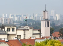 Polska iągle jeszcze dla wszystkich Polaków wspólnym domem? 