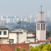 Polska iągle jeszcze dla wszystkich Polaków wspólnym domem? 