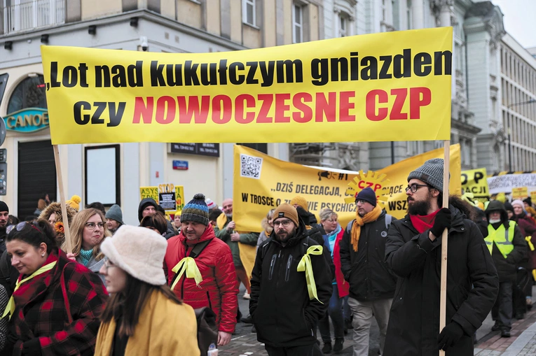 Psychiatria XXI czy XIX wieku? Walka o centra zdrowia psychicznego