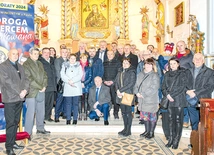 Uczestnicy Mszy św. w Kończycach Małych.