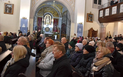 W Przasnyszu wielki maryjny odpust trwa przez oktawę, do 15 grudnia.