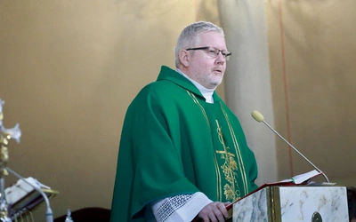 	Ojciec Kwiatek w Dębicy zachęcał do modlitwy psalmami.