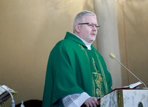 	Ojciec Kwiatek w Dębicy zachęcał do modlitwy psalmami.