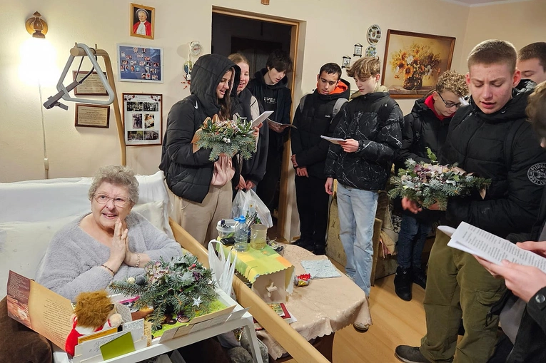 Akcja "Paczka dla seniora"