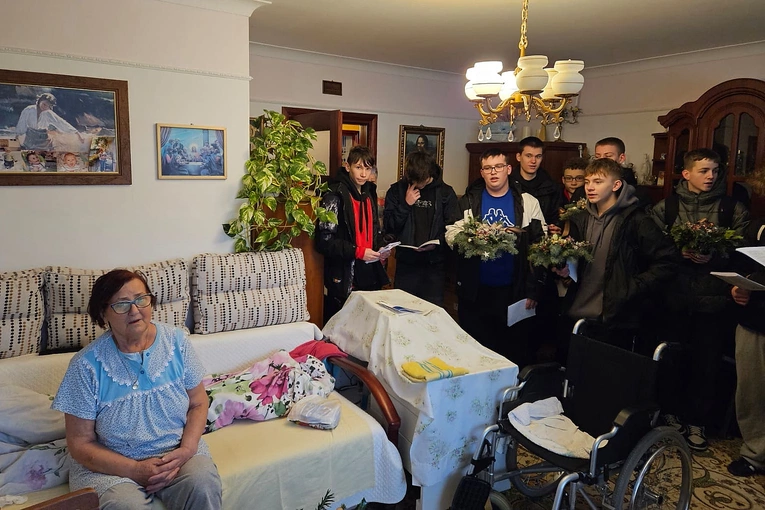 Akcja "Paczka dla seniora"