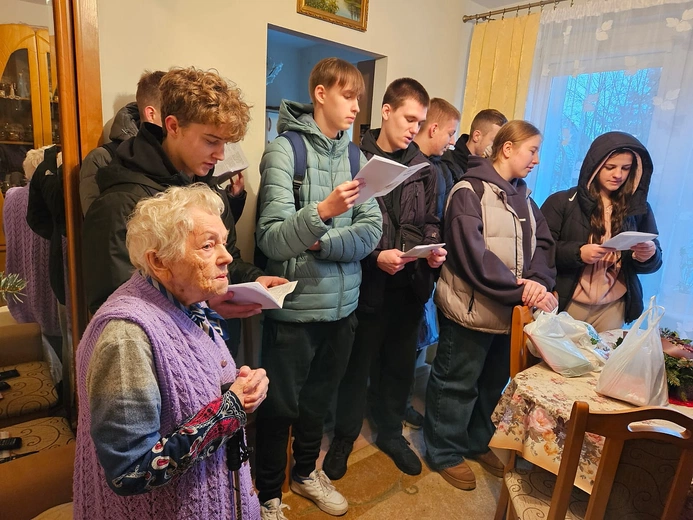 Akcja "Paczka dla seniora"