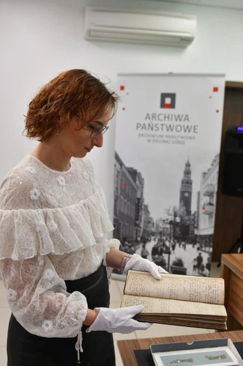 Renowacja trzech ksiąg metrykalnych z Archiwum Diecezjalnego