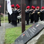 Uroczystość przy krzyżu internowanych