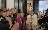Pierwsze kroki abp. Galbasa w archikatedrze warszawskiej