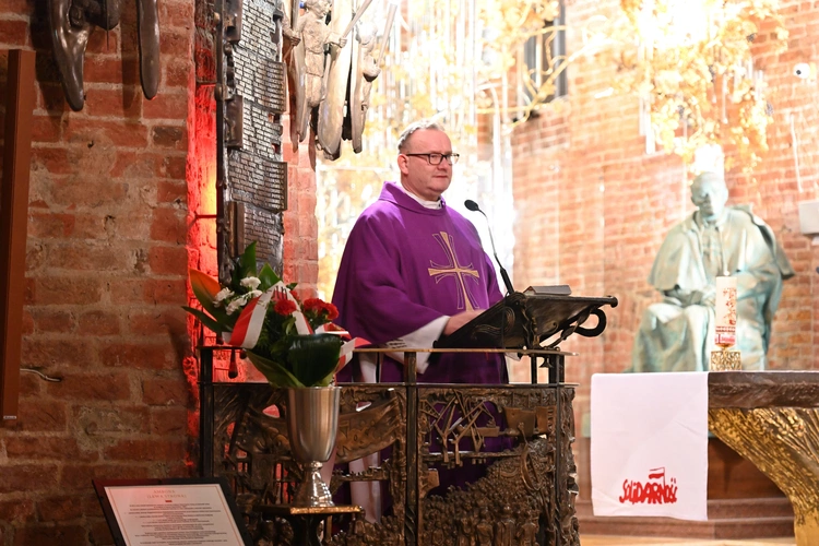 43. rocznica stanu wojennego - Msza św. w bazylice św. Brygidy