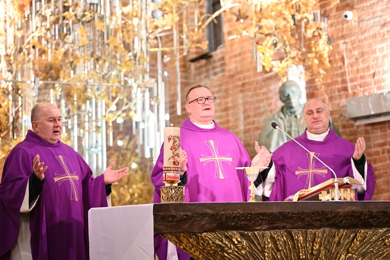 43. rocznica stanu wojennego - Msza św. w bazylice św. Brygidy