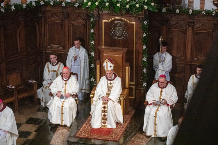 Ingres abp. Adriana Galbasa SAC, cz. II