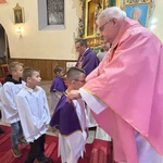 Ministranci i lektorzy w Trzcianie