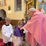 Ministranci i lektorzy w Trzcianie