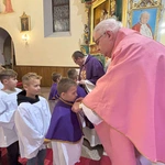 Ministranci i lektorzy w Trzcianie