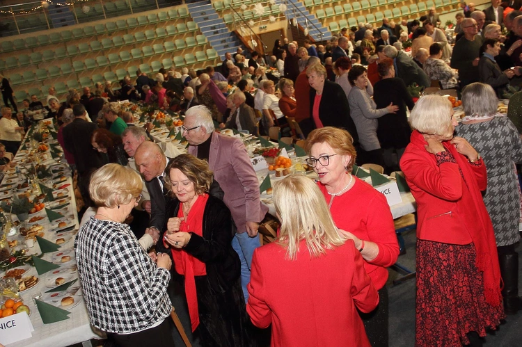 Wigilia seniorów w Jezierzycach cz. 2