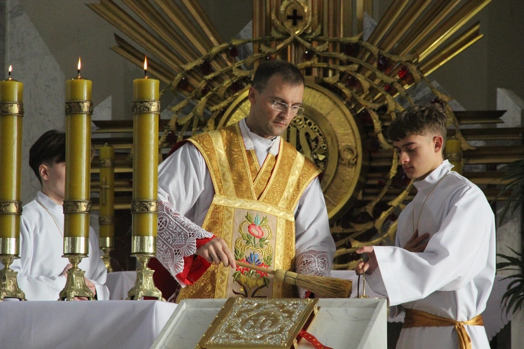 Dwóch Janów i czterdziestu nowych lektorów