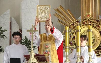 Dwóch Janów i czterdziestu nowych lektorów