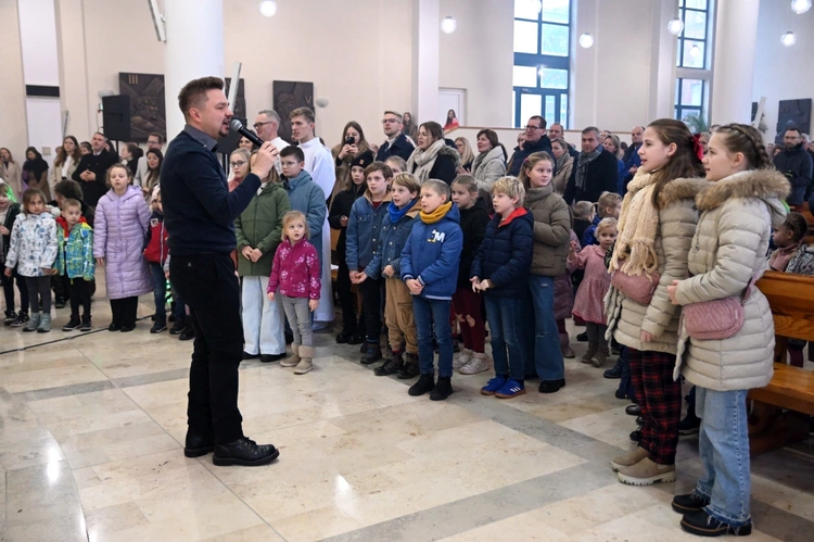 Rodzinna Msza św. na zakończenie Remontu Małżeńskiego