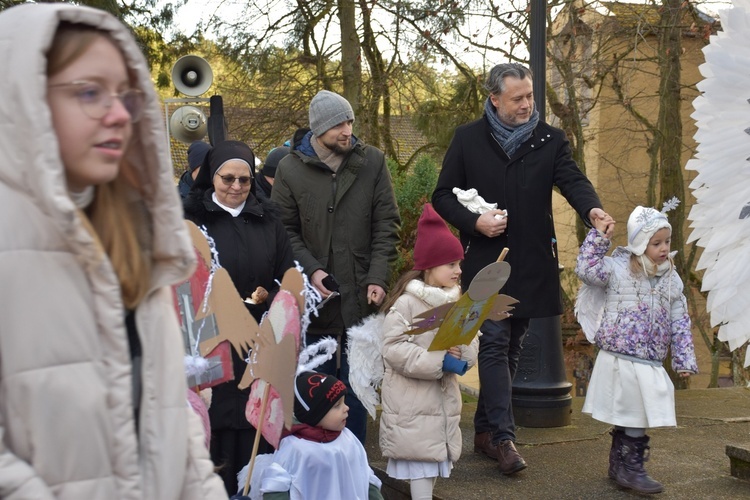 Błogosławieństwo figurek Dzieciątka Jezus